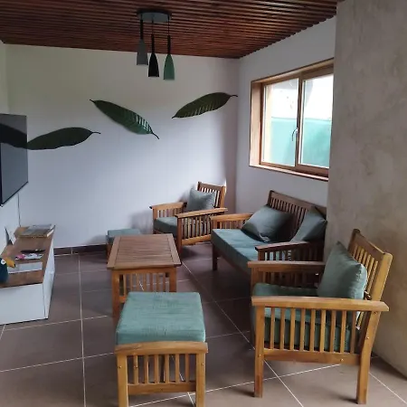 Maison Ecologique Avec Jardin Hébergement de vacances