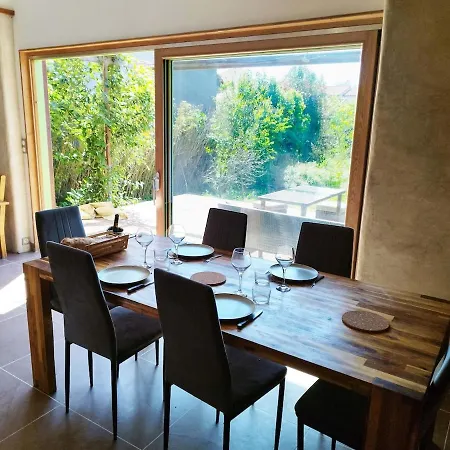 Hébergement de vacances Maison Ecologique Avec Jardin *